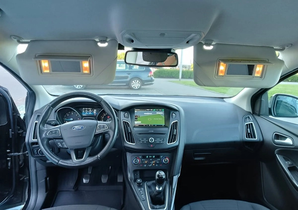 Ford Focus cena 39700 przebieg: 187050, rok produkcji 2016 z Płock małe 781